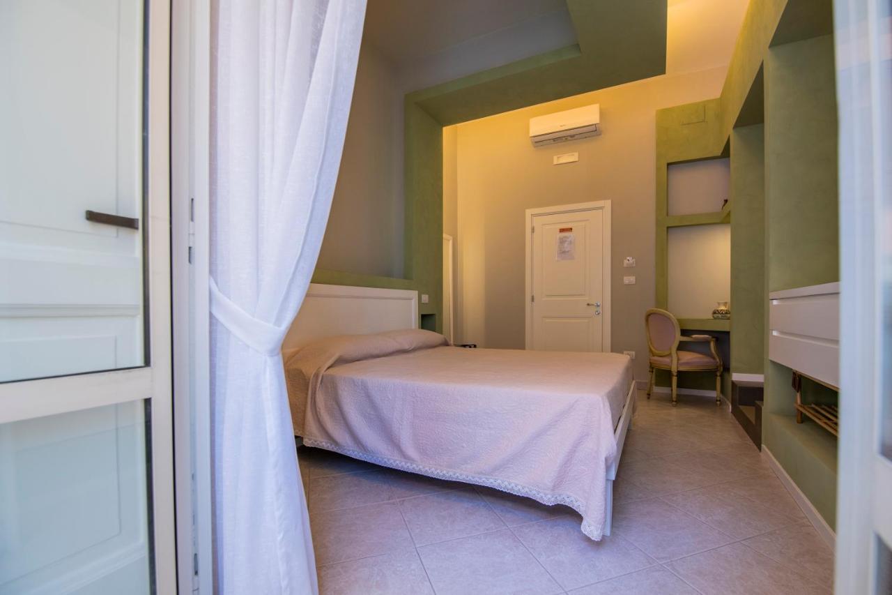 Mercatello Bed And Breakfast Napoli Eksteriør billede